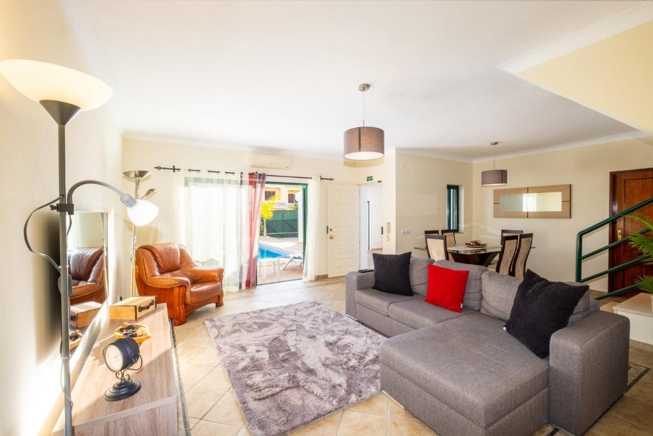 Villa Sequeira - Private Pool - Free Wifi - By Bedzy Albufeira Bagian luar foto