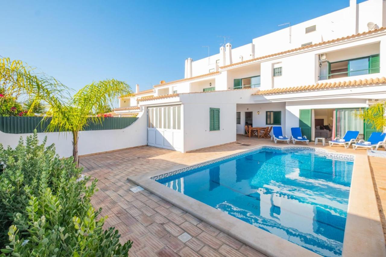 Villa Sequeira - Private Pool - Free Wifi - By Bedzy Albufeira Bagian luar foto