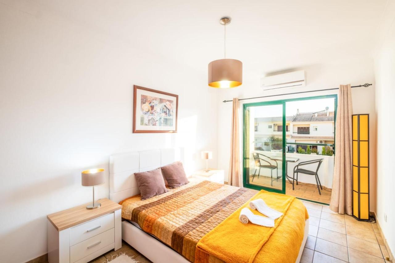 Villa Sequeira - Private Pool - Free Wifi - By Bedzy Albufeira Bagian luar foto