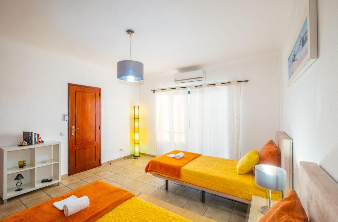 Villa Sequeira - Private Pool - Free Wifi - By Bedzy Albufeira Bagian luar foto