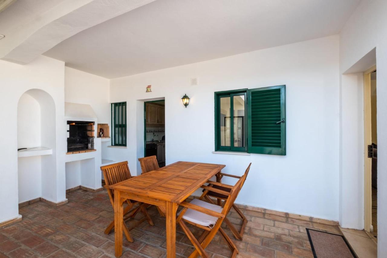 Villa Sequeira - Private Pool - Free Wifi - By Bedzy Albufeira Bagian luar foto